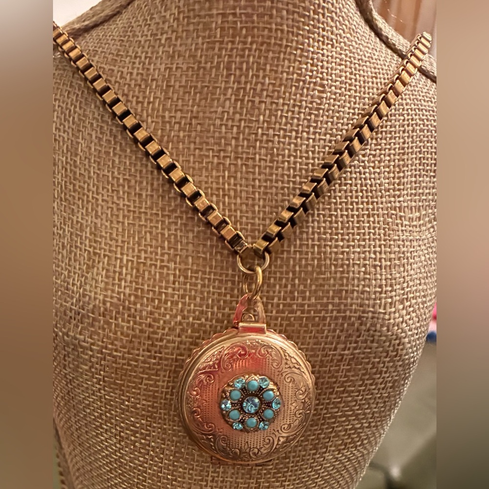 Amaro Turquoise and Rose Gold Tone Locket Necklace.